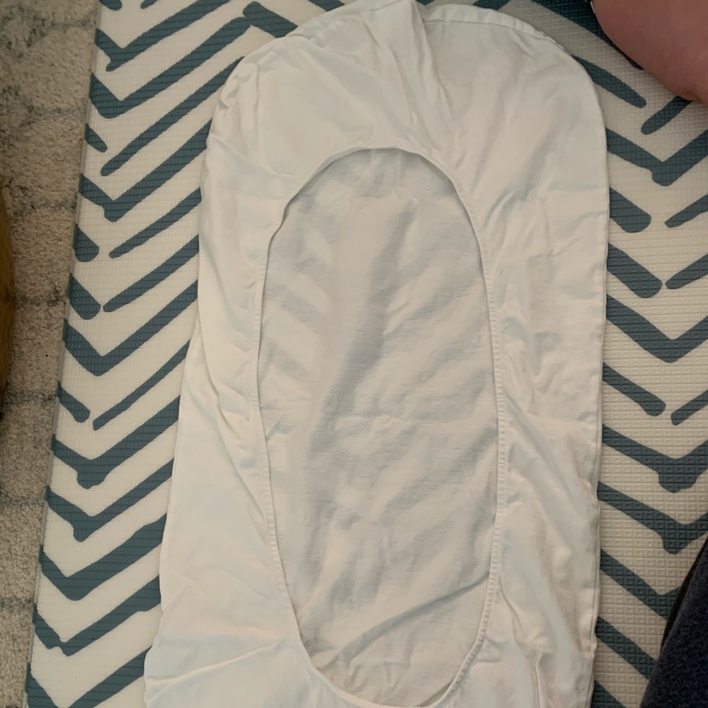 Pre-loved Snoo fitted sheet